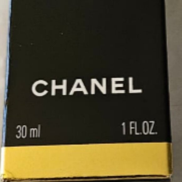 Chanel Le Teint Ultra  TEINT PERFEECTION HAUTE TENUE Wear Flawless Foundation - Picture 6 of 6